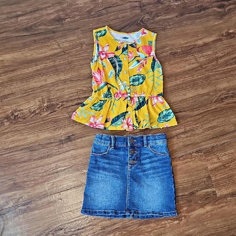 Old Navy Girls Denim Skirt and Floral Yellow Sleevless Tank Bundle Size 5T